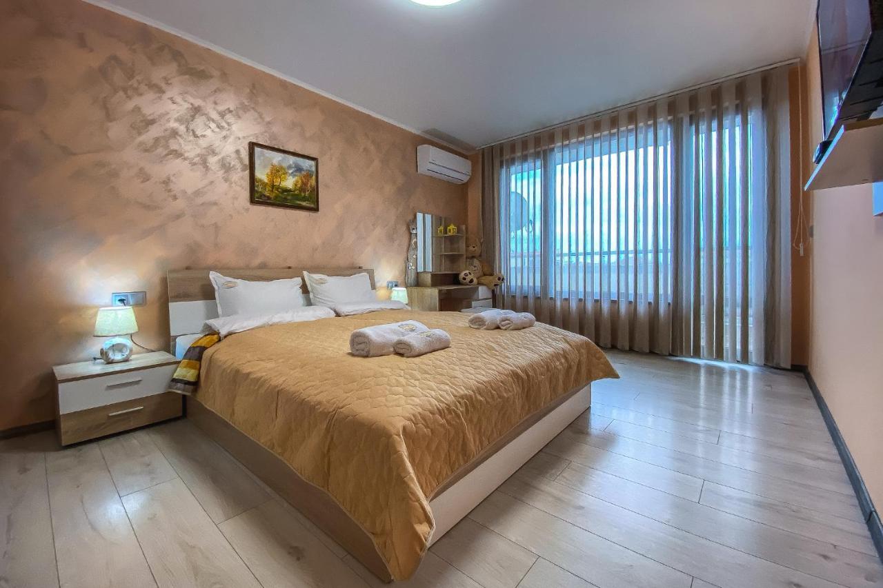 Apartament Tiana Lux ฮิซาเรีย ภายนอก รูปภาพ